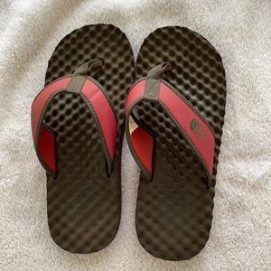 NorthFace mens flip flops size 8
